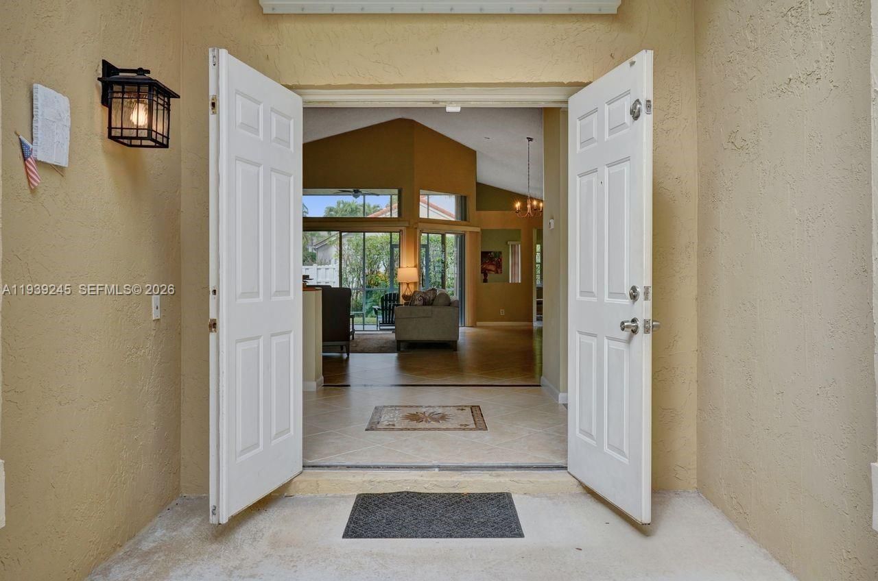 581 Slippery Rock Rd, Weston, FL 33327 Photo