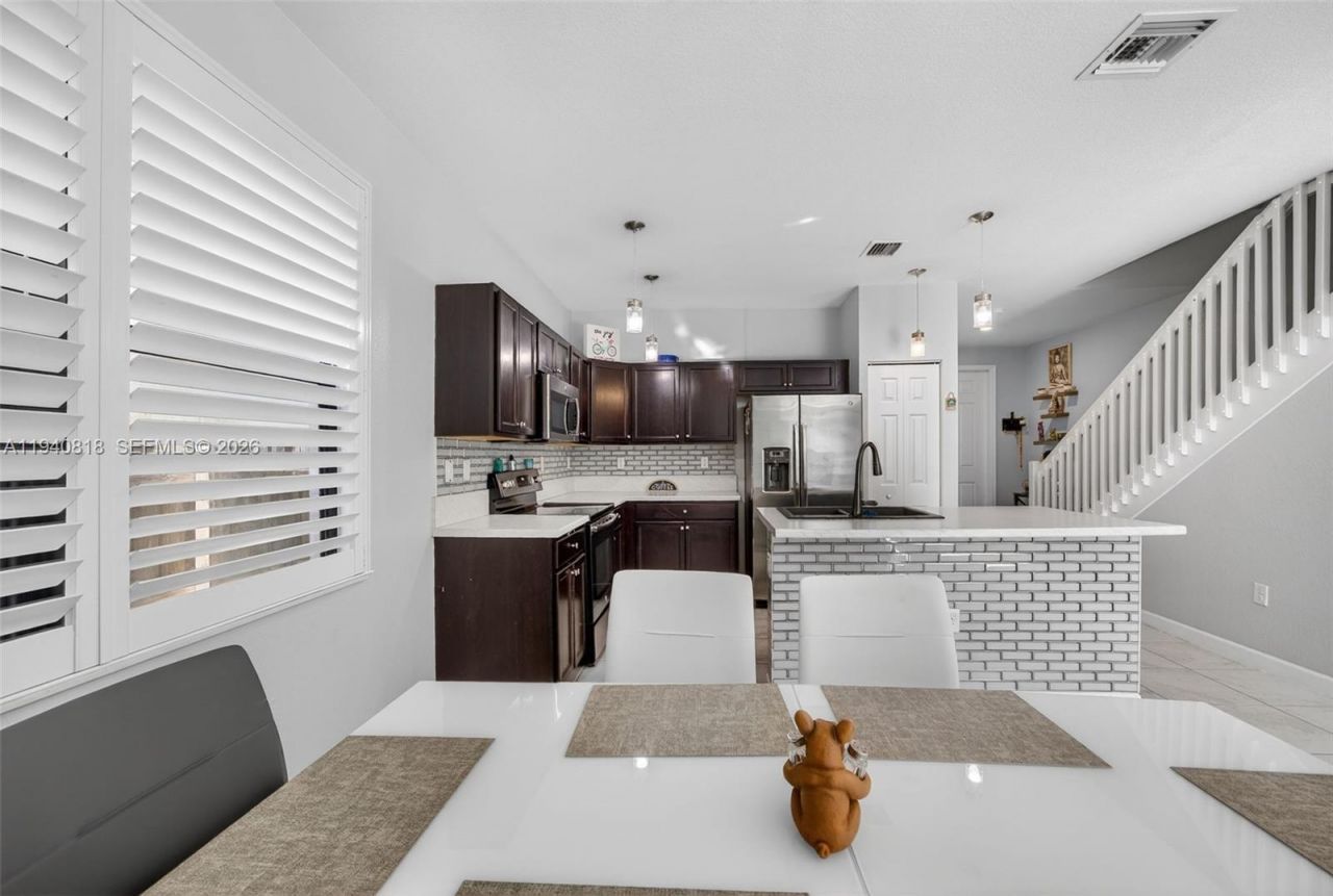 3756 NE 1st St, Homestead, FL 33033 Photo