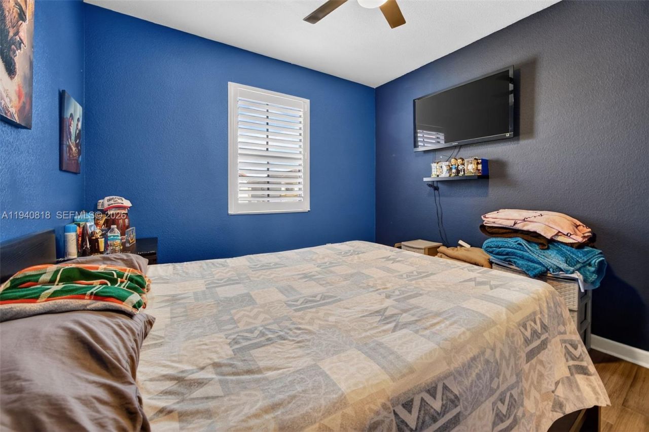 3756 NE 1st St, Homestead, FL 33033 Photo