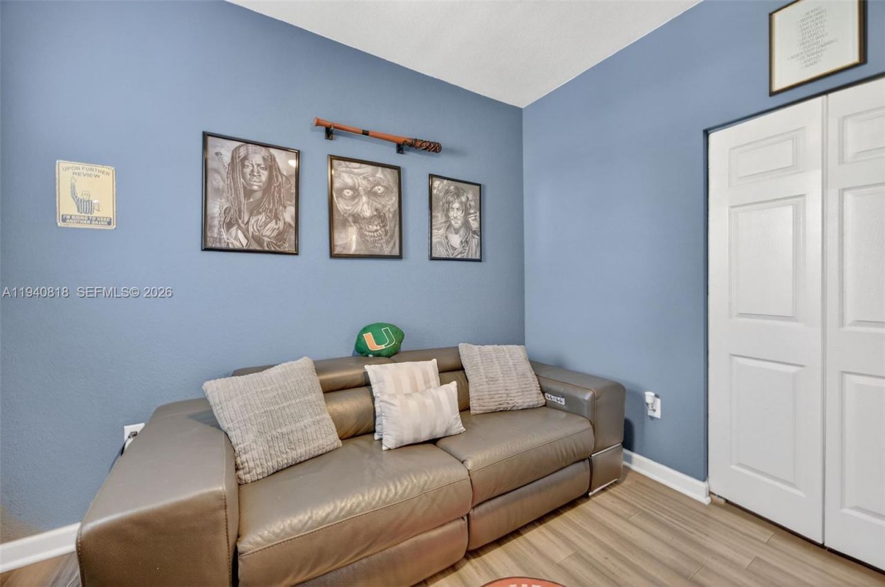 3756 NE 1st St, Homestead, FL 33033 Photo