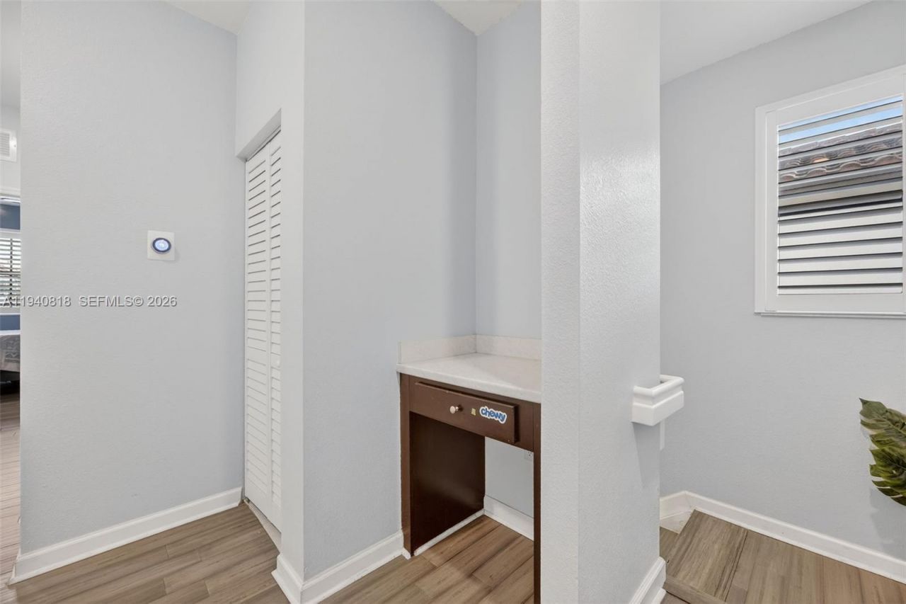 3756 NE 1st St, Homestead, FL 33033 Photo