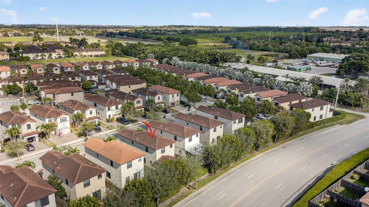 3756 NE 1st St, Homestead, FL 33033 Photo