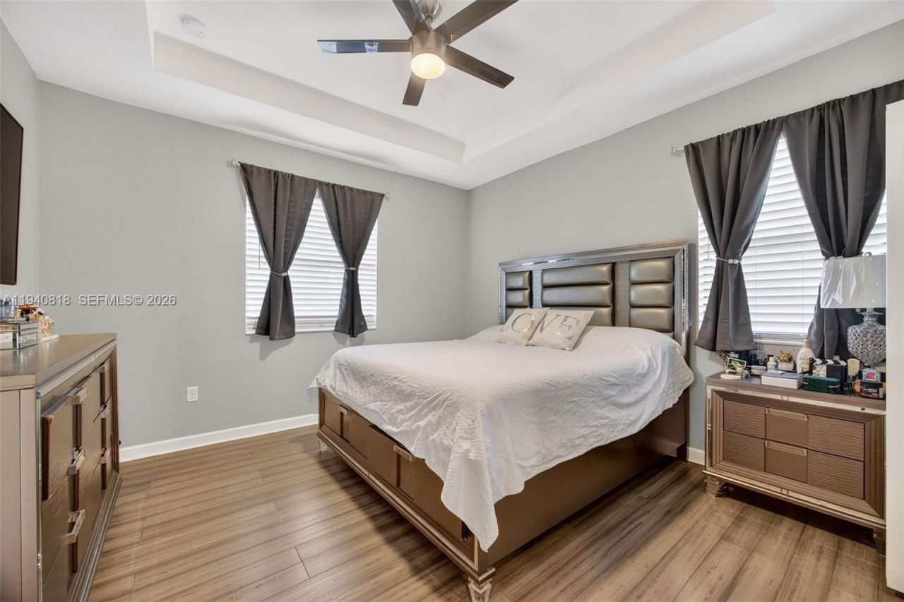 3756 NE 1st St, Homestead, FL 33033 Photo