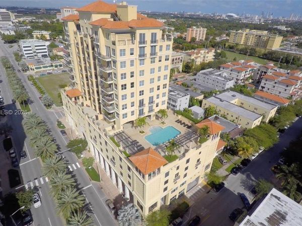 1607 Ponce De Leon Blvd , Unit 201, Coral Gables, FL 33134