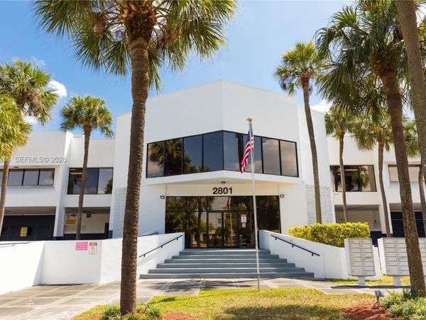 2801 NW 74 AV, Unit N13, Miami, FL 33122