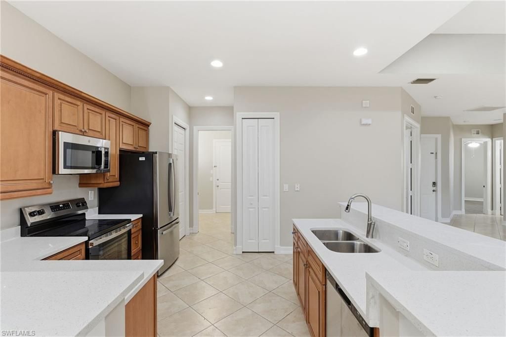 4854 Europa Dr, Naples, FL 34105 Photo