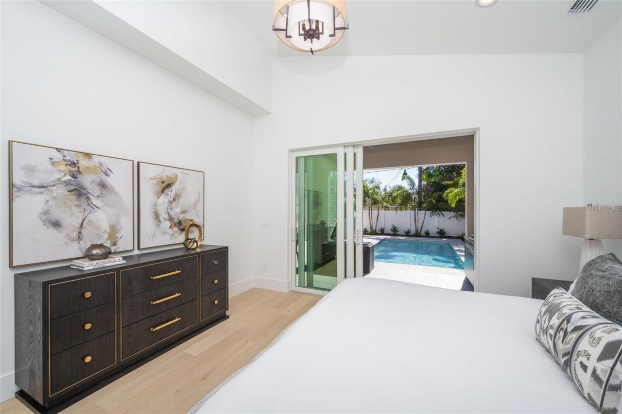 2446 Floyd Street, Sarasota, FL 34239 Photo