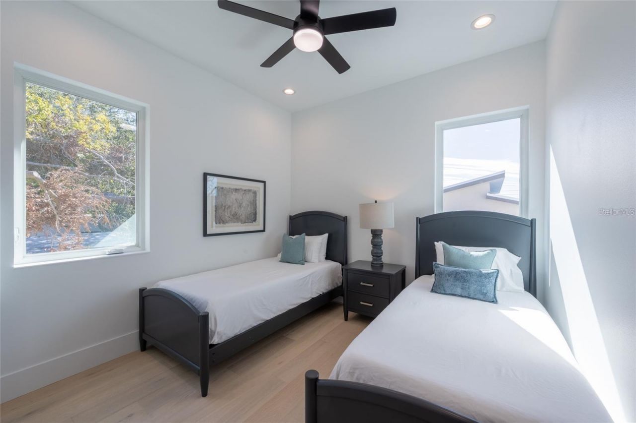 2446 Floyd Street, Sarasota, FL 34239 Photo