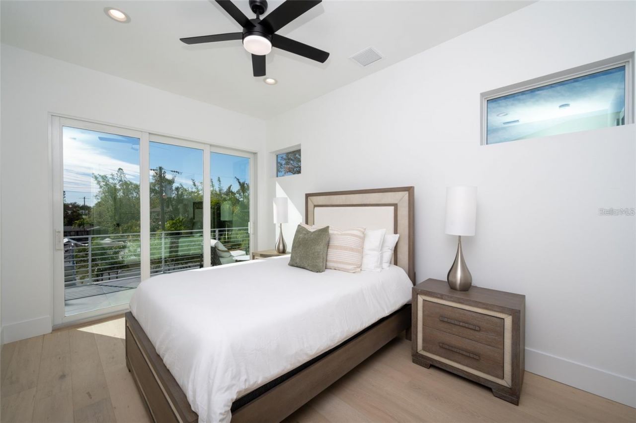 2446 Floyd Street, Sarasota, FL 34239 Photo