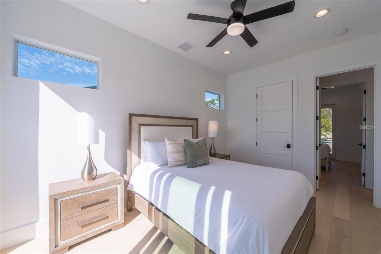 2446 Floyd Street, Sarasota, FL 34239 Photo