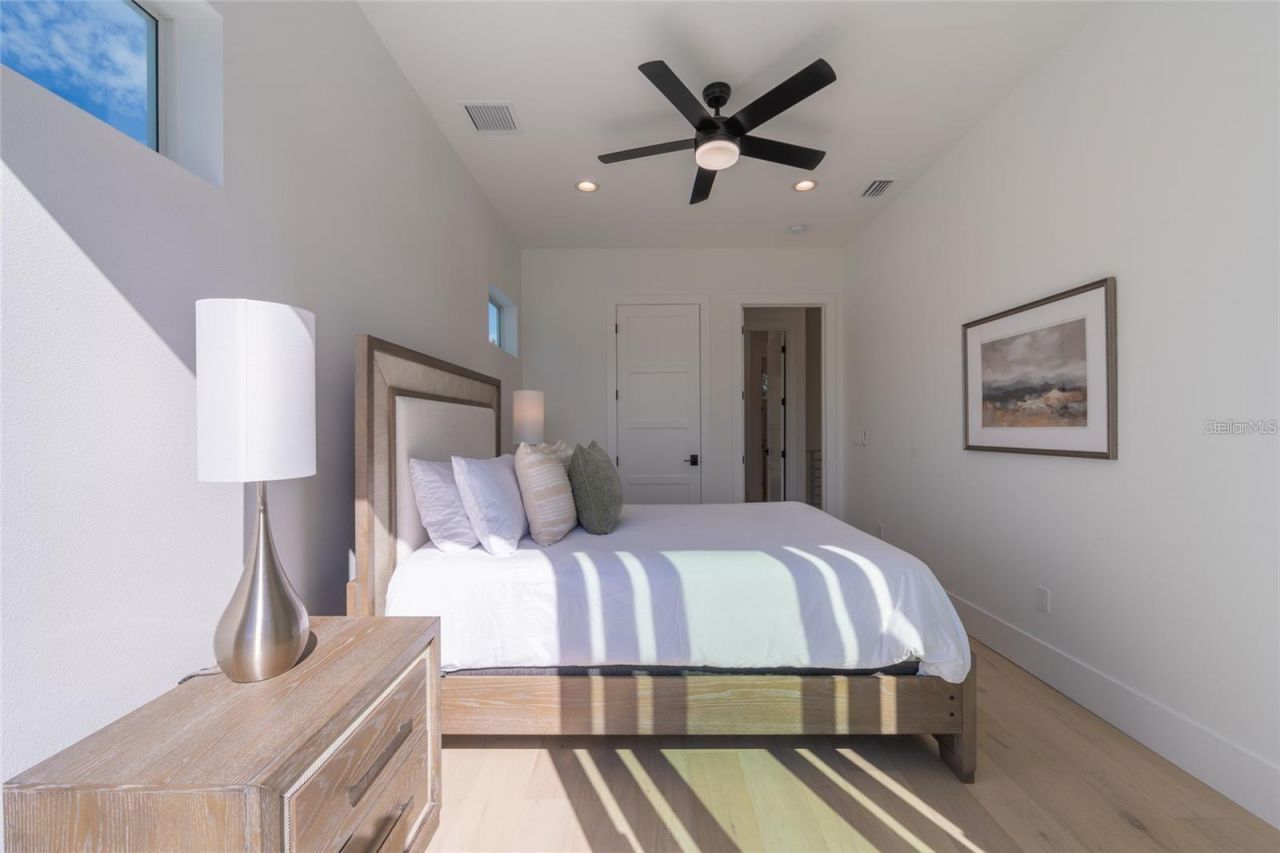 2446 Floyd Street, Sarasota, FL 34239 Photo