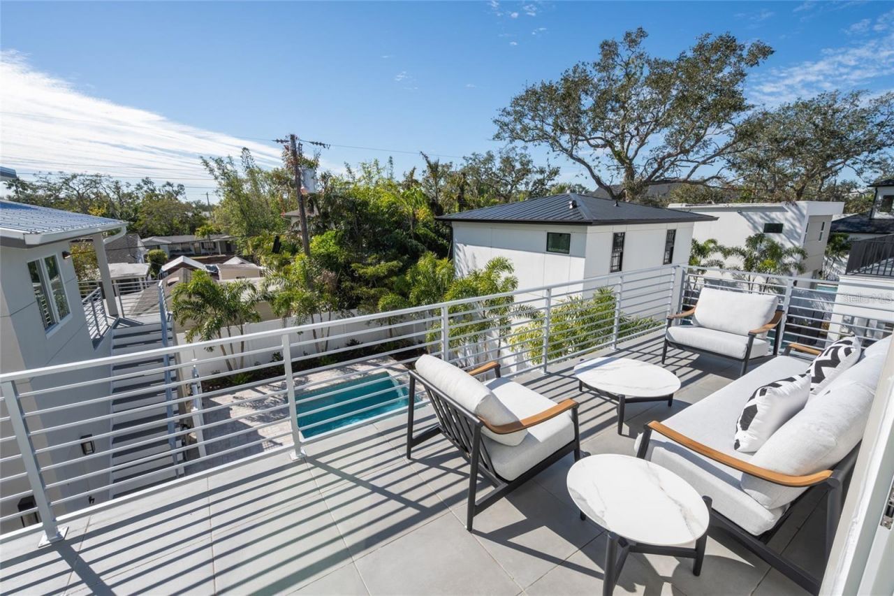 2446 Floyd Street, Sarasota, FL 34239 Photo