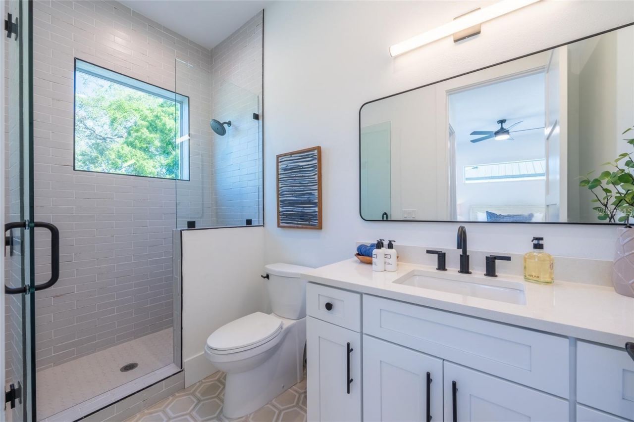 2446 Floyd Street, Sarasota, FL 34239 Photo