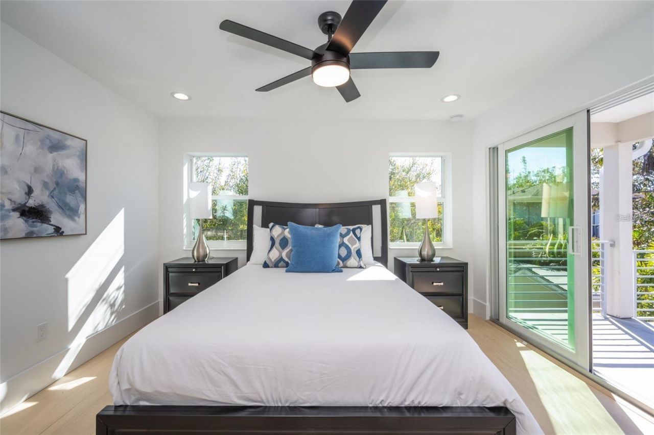 2446 Floyd Street, Sarasota, FL 34239 Photo