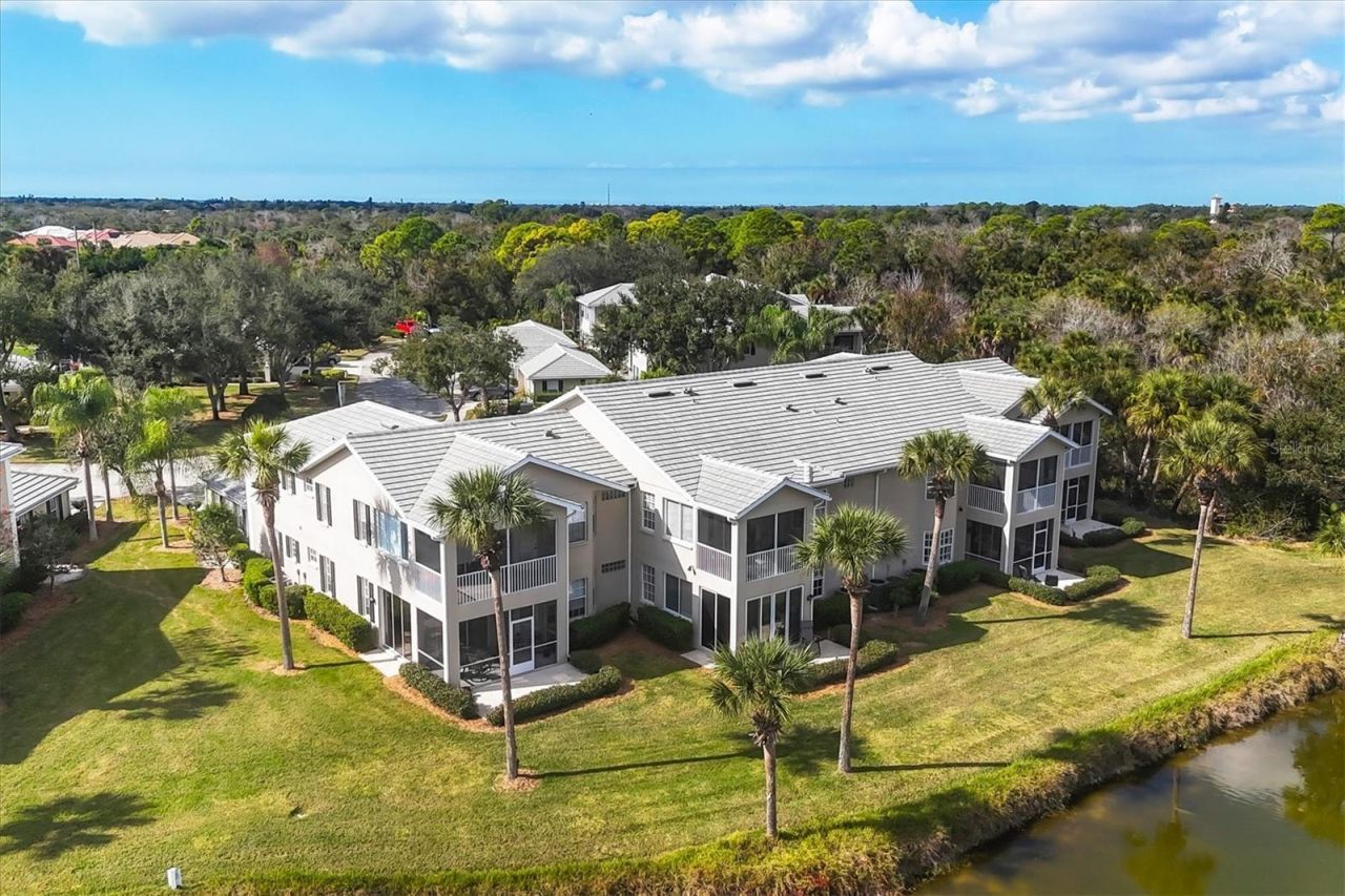 107 Woodbridge Drive, Unit 102, Venice, FL 34293 Photo