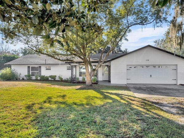 119 LAKE DRIVE, OVIEDO, FL 32765