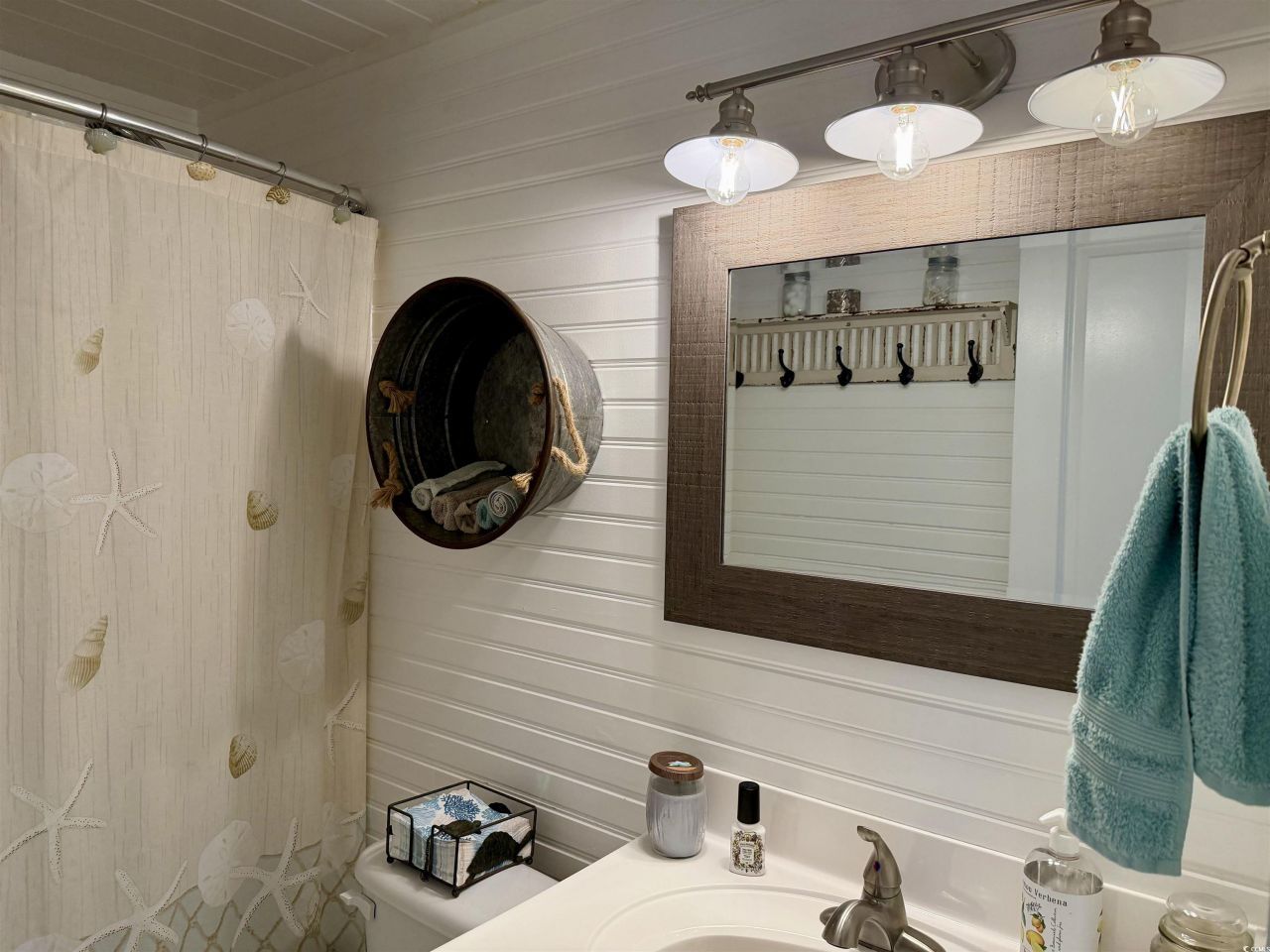 292 Flamingo Dr.  Photo 10