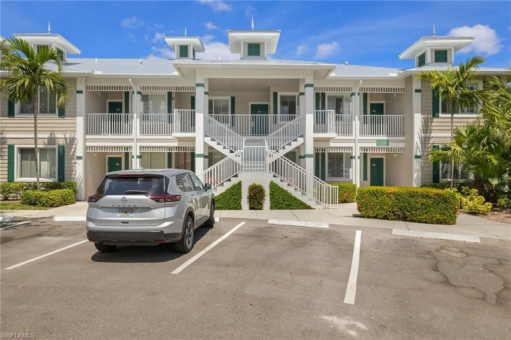 7940 Mahogany Run Ln, Unit 625, Naples, FL 34113 Photo