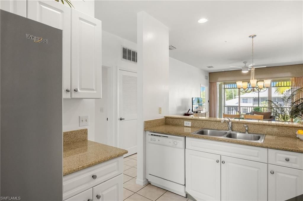 7940 Mahogany Run Ln, Unit 625, Naples, FL 34113 Photo
