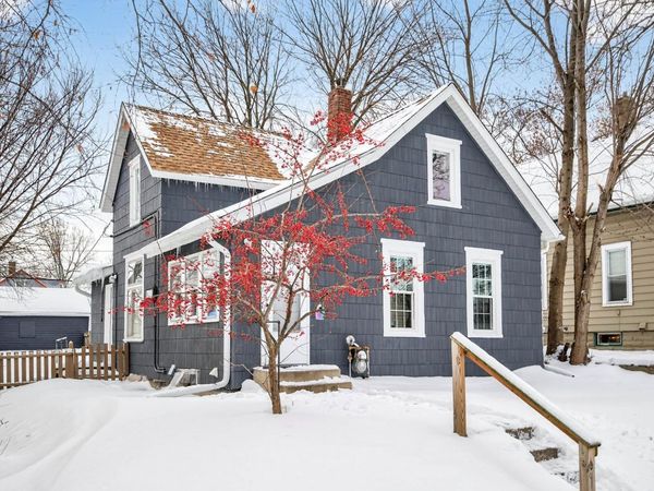 1332 Margaret Street, Saint Paul, MN 55106