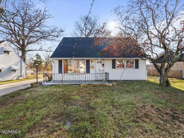 126 Rutledge Avenue, Ewing, NJ 08618