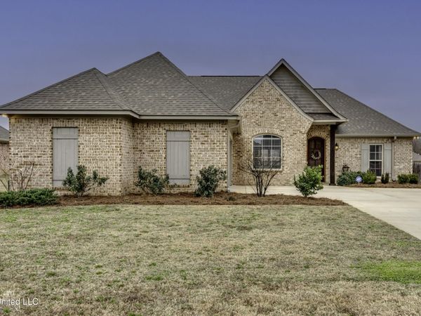 151 Western Ridge Circle, Canton, MS 39046
