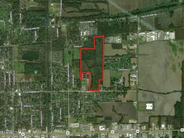 E Alexander Street, Greenville, MS 38703