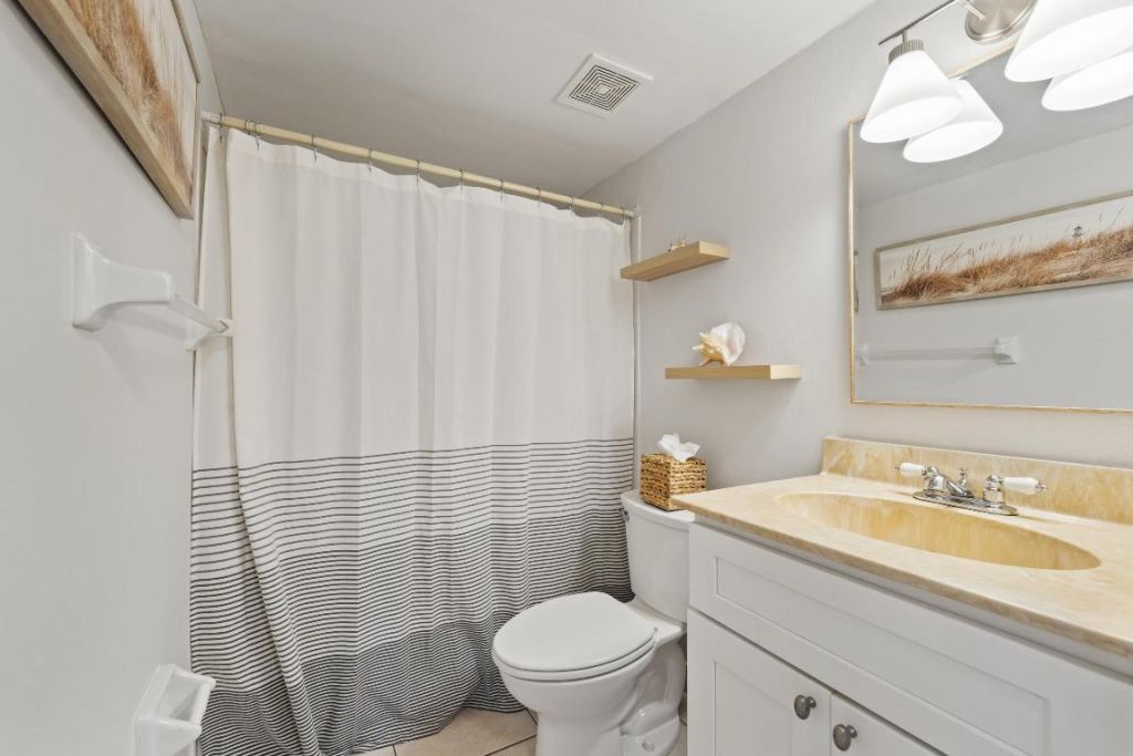 7420 S Ocean Drive, Unit 113, Jensen Beach, FL 34957 Photo