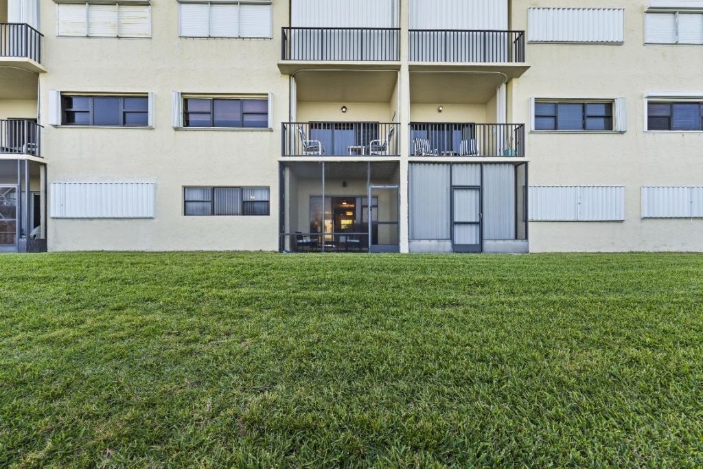 7420 S Ocean Drive, Unit 113, Jensen Beach, FL 34957 Photo