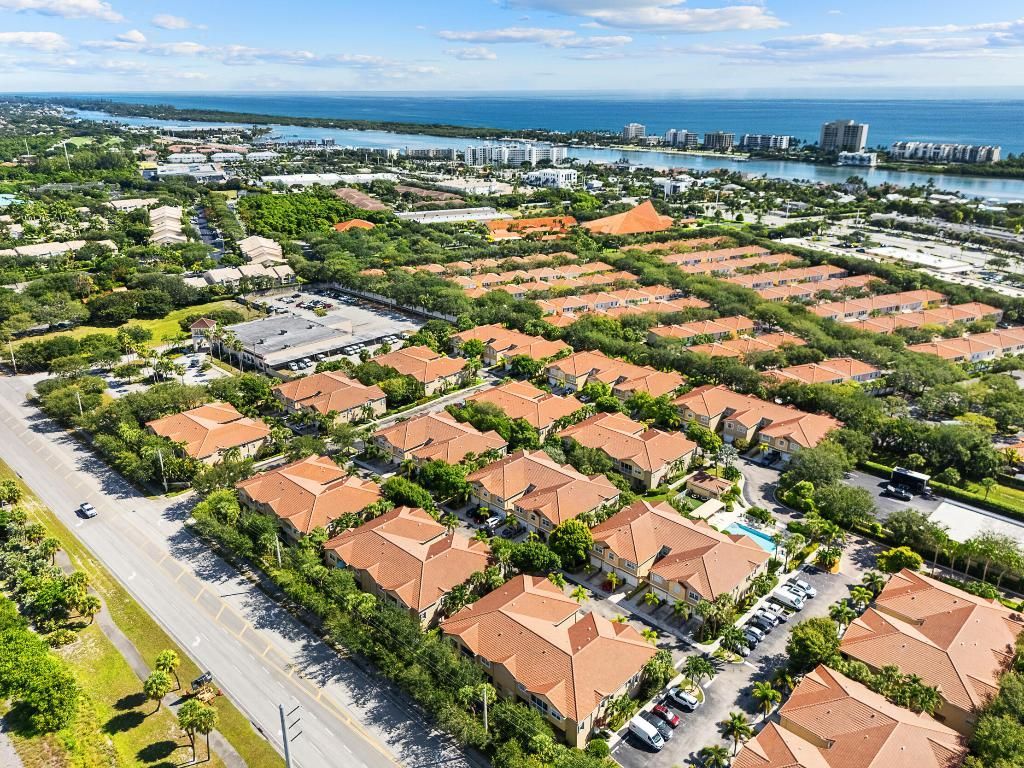 115 Lighthouse Circle, Unit C, Tequesta, FL 33469 Photo