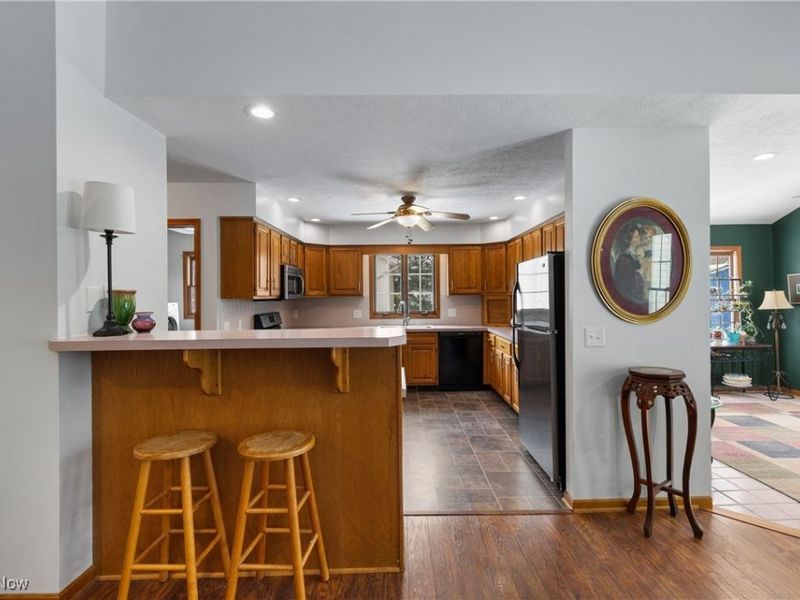 8779 Glenarden Circle NW, Massillon, OH 44646 Photo 12