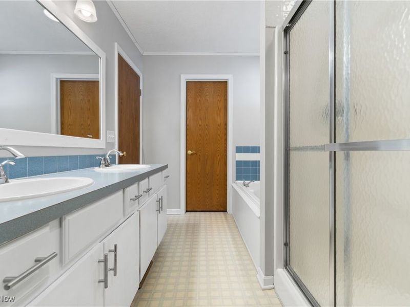 8779 Glenarden Circle NW, Massillon, OH 44646 Photo 22