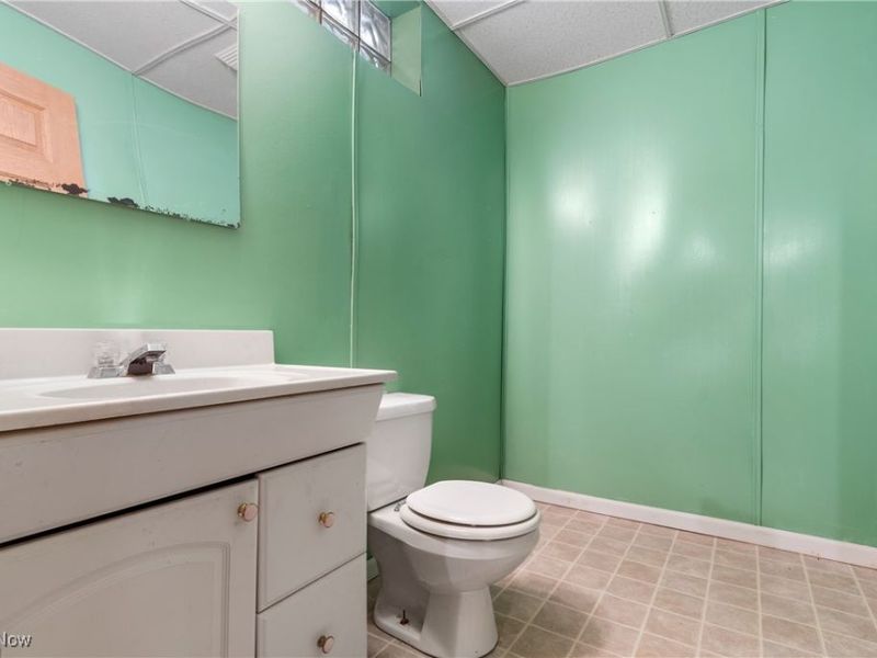 8779 Glenarden Circle NW, Massillon, OH 44646 Photo 30