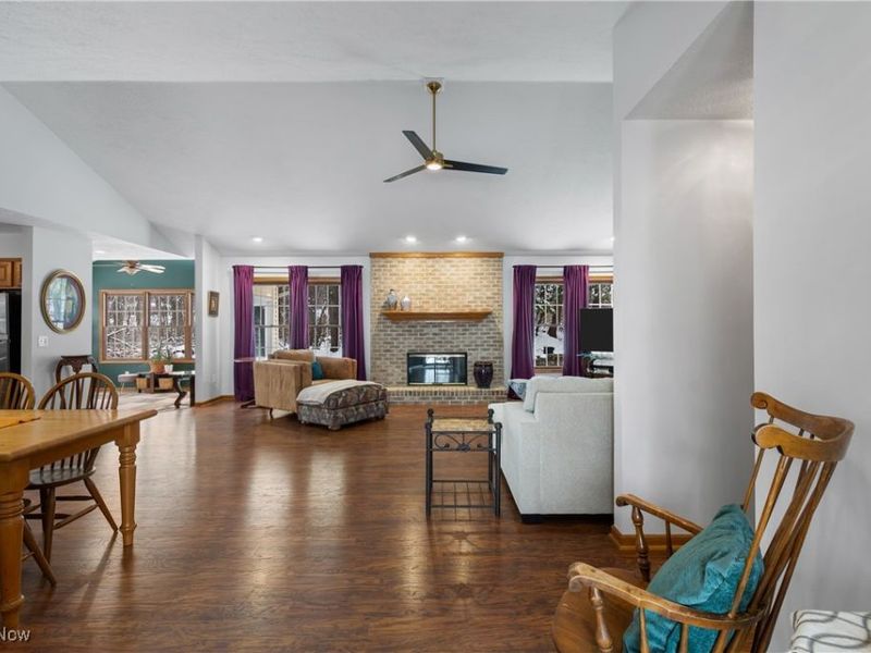 8779 Glenarden Circle NW, Massillon, OH 44646 Photo 5