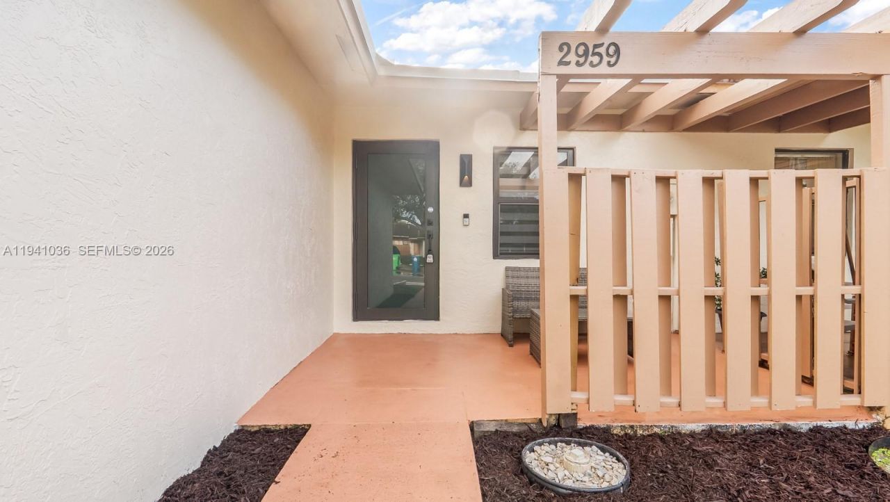 2959 NW 110th Ave, Sunrise, FL 33322 Photo