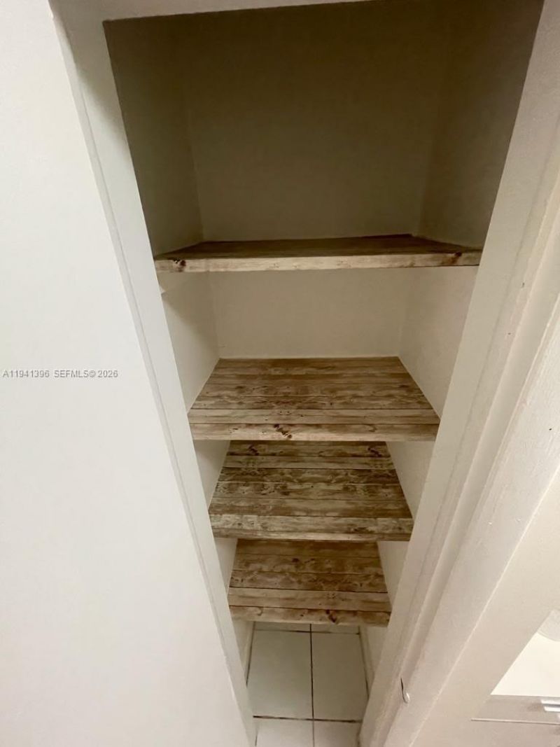 1450 Atlantic Shores Blvd, Unit 109, Hallandale Beach, FL 33009 Photo