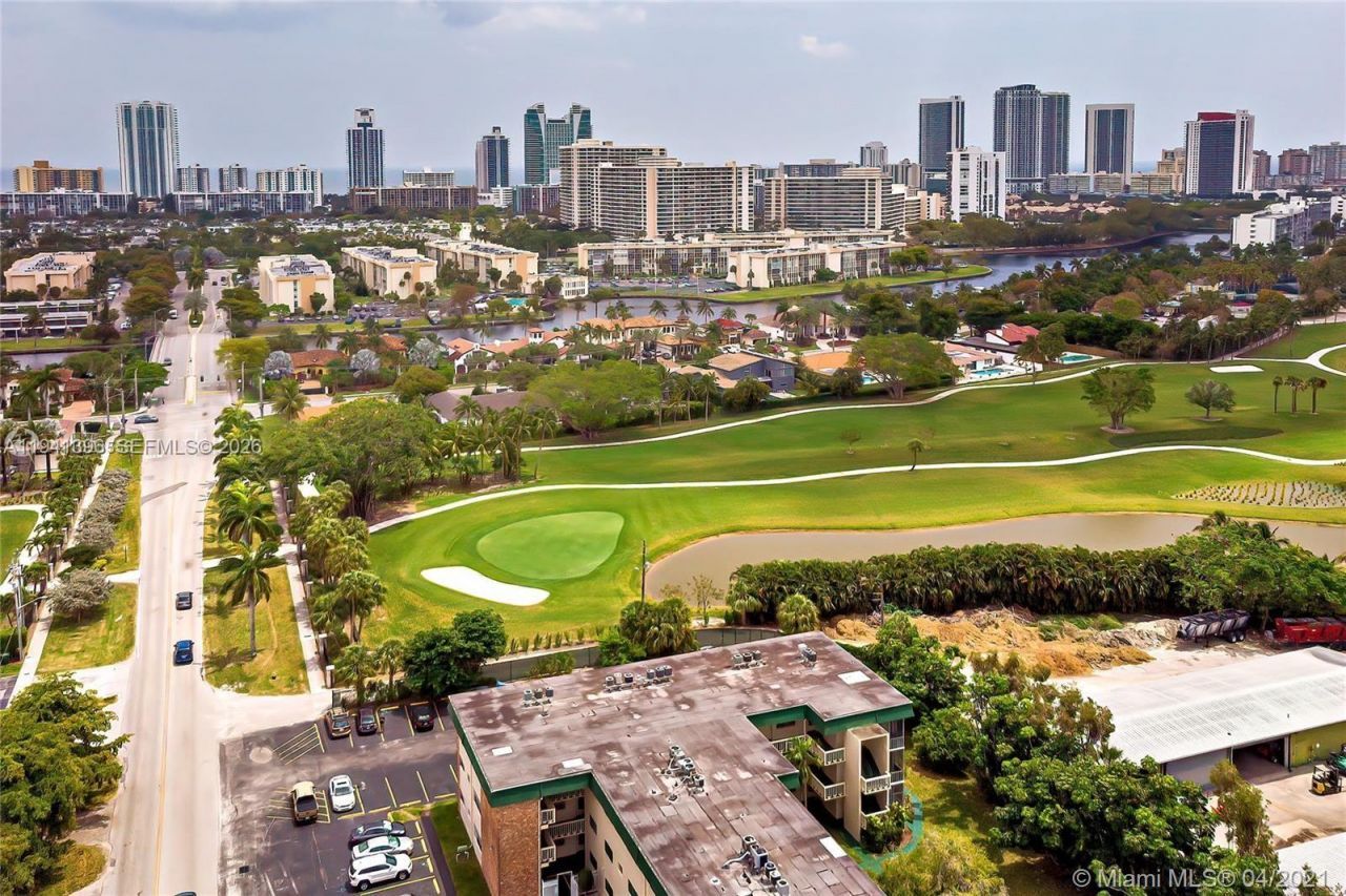 1450 Atlantic Shores Blvd, Unit 109, Hallandale Beach, FL 33009 Photo