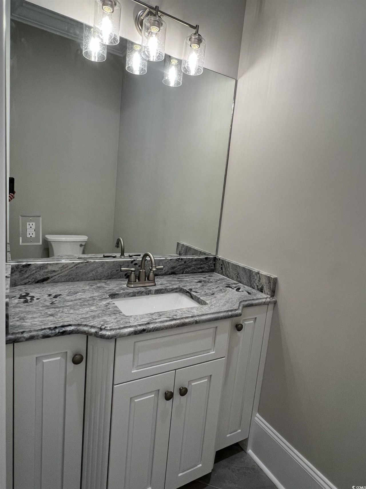 2104 Clematis Ct. Photo 22