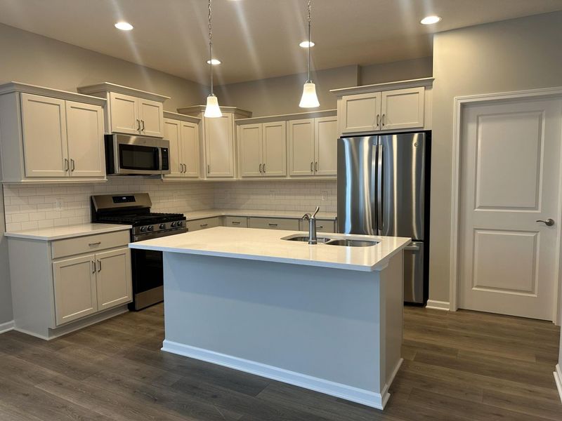 4493 Marilyn Court, Grove City, OH 43123 Photo 2