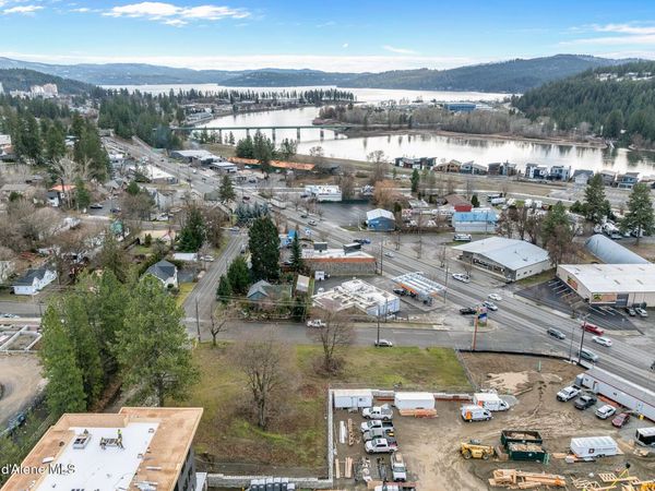 1103 W Davidson Ave, Coeur d'Alene, ID 83814