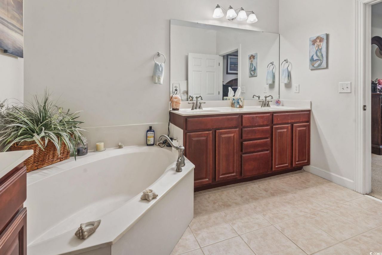 448 Mahogany Dr. Photo 10