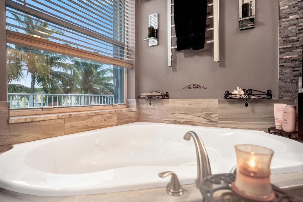 8976 Biddle Court, Wellington, FL 33414 Photo