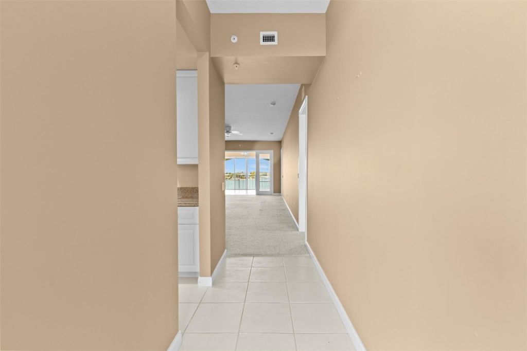 20 Harbour Isle Dr, Unit PH02, Hutchinson Island, FL 34949 Photo