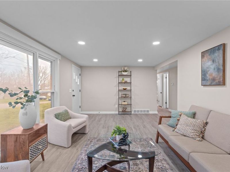 1259 Faircliff Street, Louisville, OH 44641 Photo 11