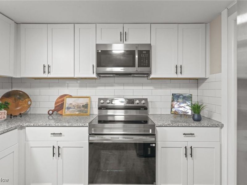 1259 Faircliff Street, Louisville, OH 44641 Photo 20