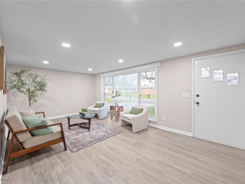 1259 Faircliff Street, Louisville, OH 44641 Photo 6