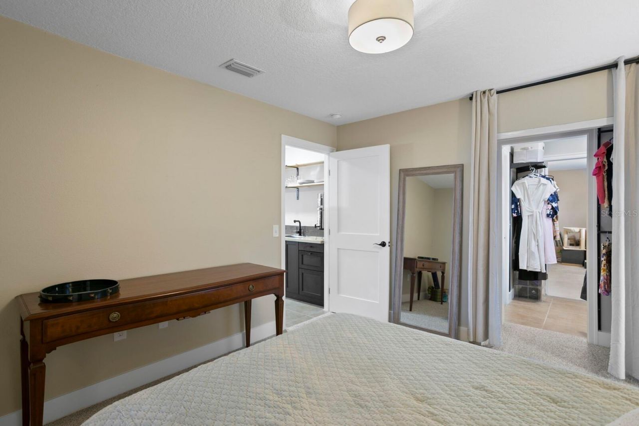 8407 Granite Place, Tampa, FL 33615 Photo