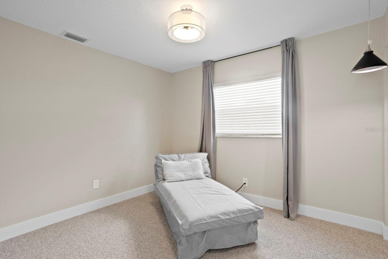 8407 Granite Place, Tampa, FL 33615 Photo