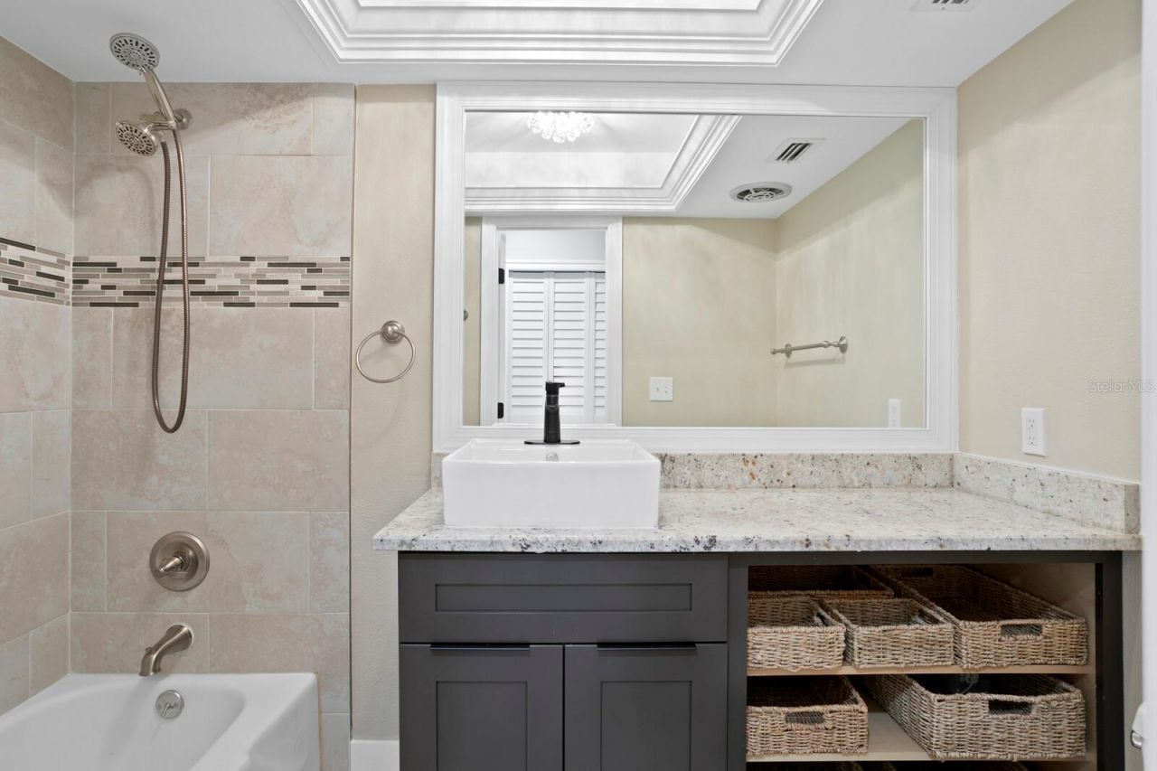 8407 Granite Place, Tampa, FL 33615 Photo