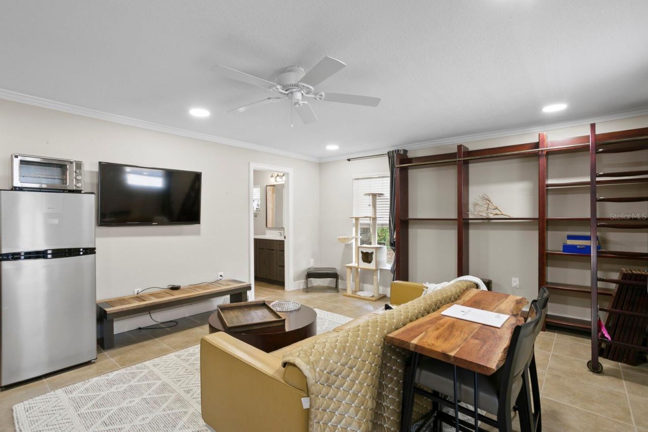 8407 Granite Place, Tampa, FL 33615 Photo